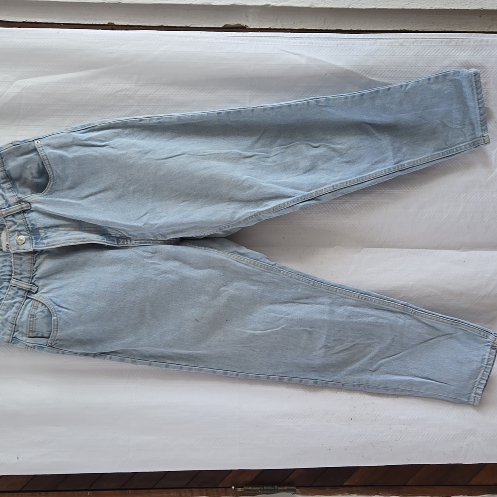 Zara Light Blue Denim Mom Jeans Ecologically Grown Cotton Size 10